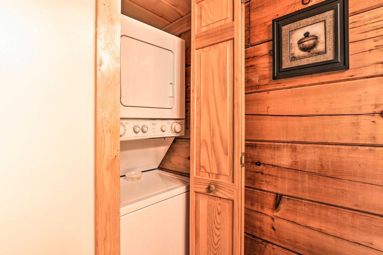 Вілла Cozy Cabin With Hot Tub In The Heart Of Піджен-Фордж Екстер'єр фото