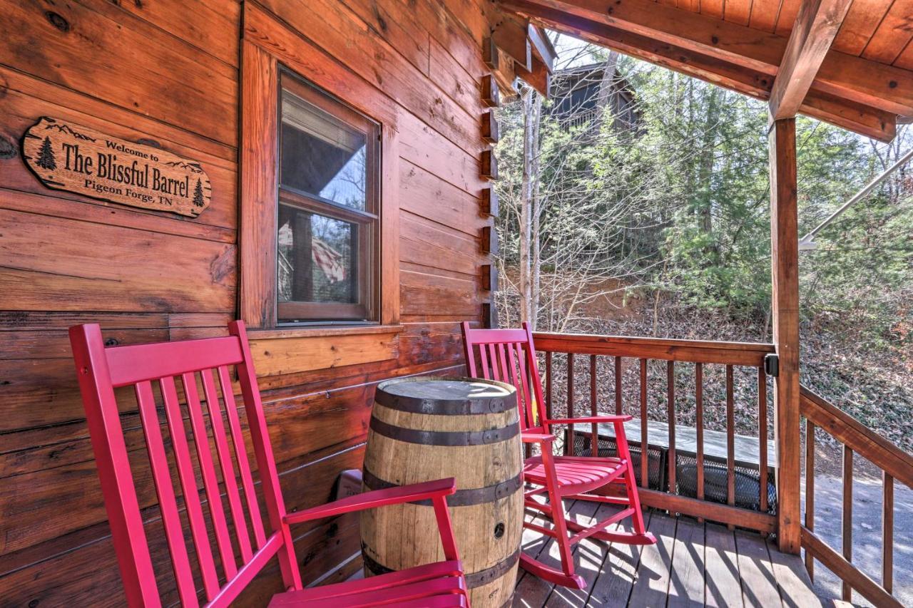 Вілла Cozy Cabin With Hot Tub In The Heart Of Піджен-Фордж Екстер'єр фото